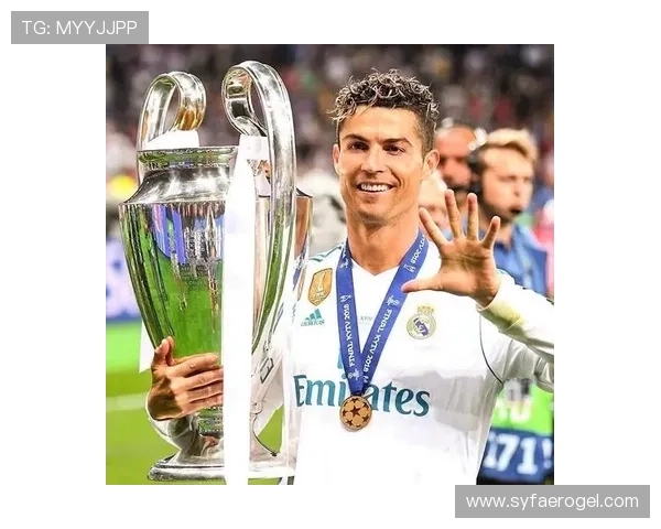 五大足球明星在不同位置的精彩表现与成就解析