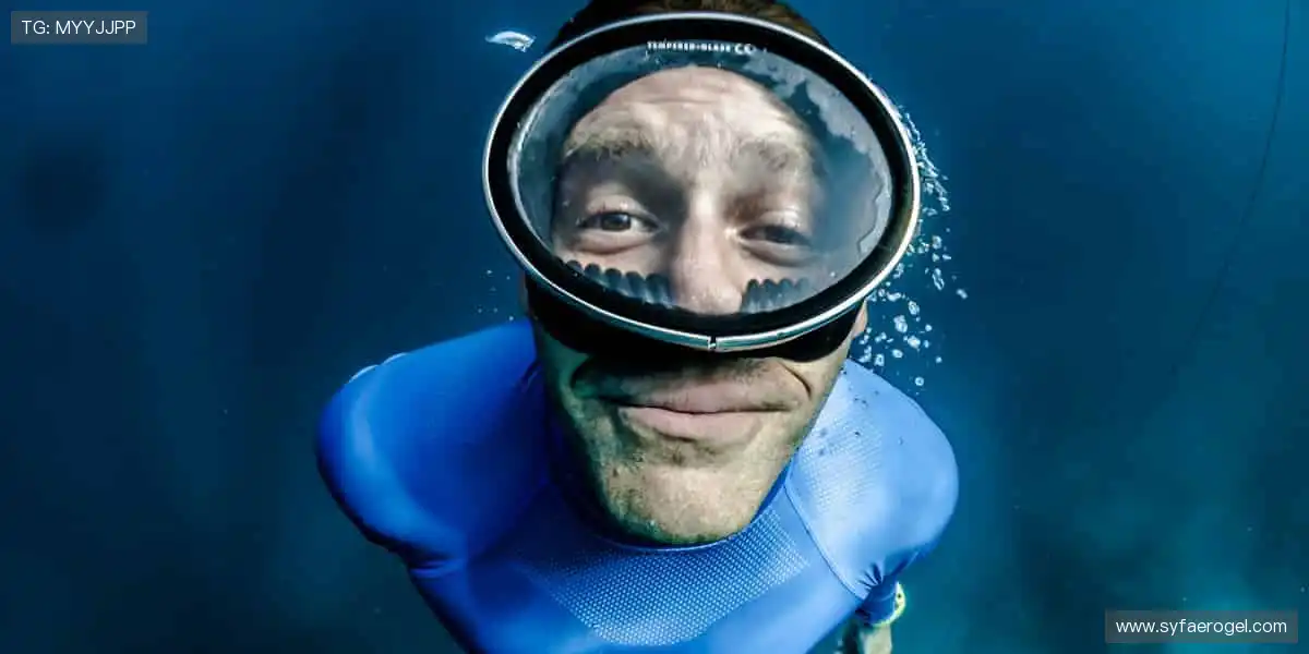 「万人呐喊,千场对决 —— 顶级赛事尽在指尖掌控!⚽立即购票,抢占黄金席位!」